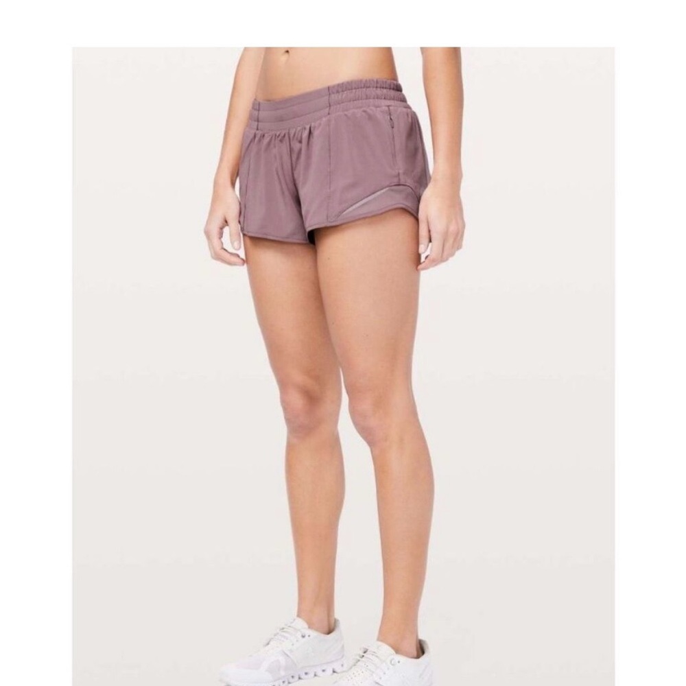 lululemon hotty hot 2.5” Low Rise Women's Dusty Purple Athletic Shorts - Picture 3 of 9